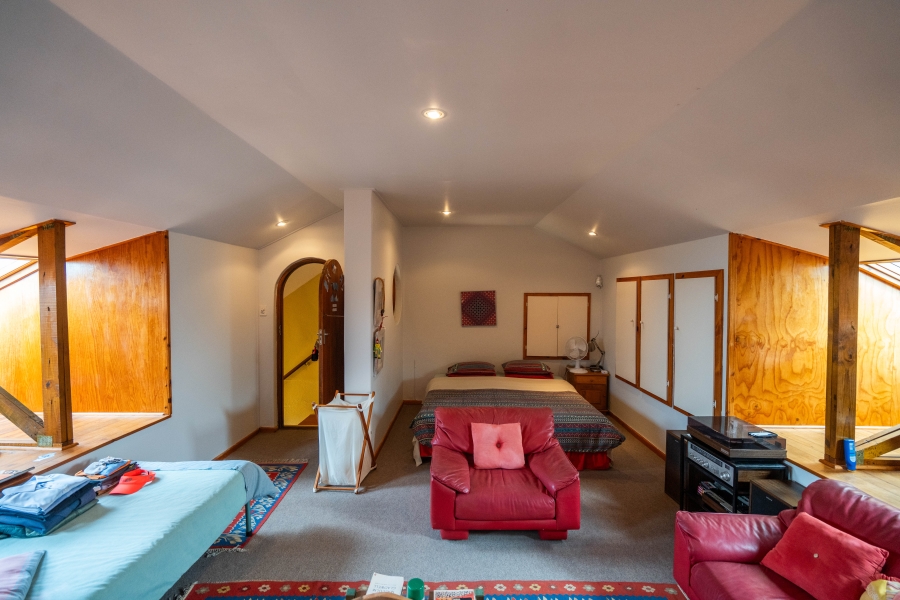 7 Bedroom Property for Sale in West Beach Eastern Cape